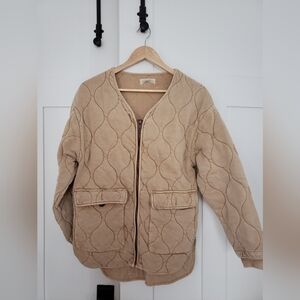 S/M Cjla quilted jacket